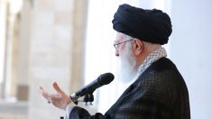 Le guide suprême iranien, l’ayatollah Ali Khamenei, avertit qu’Israël « n’en a plus pour longtemps »