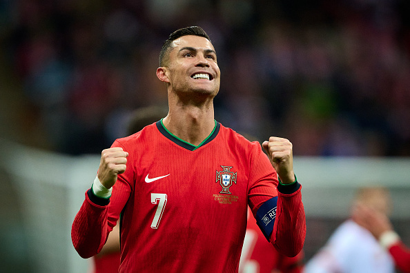 Cristiano Ronaldo vient de marquer le deuxième but du Portugal contre la Pologne en Ligue des Nations, le 12 octobre 2024 à Varsovie en Pologne. (Photo Rafal Oleksiewicz/Getty Images)