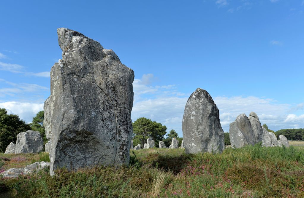 Bretagne : un projet éolien retoqué afin de préserver les menhirs