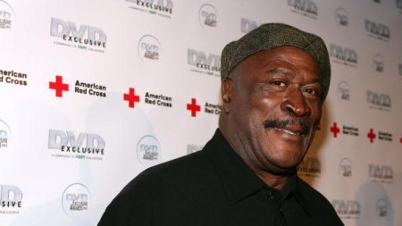 « Un homme très gentil au cœur d’or » : l’acteur John Amos est décédé à l’âge de 84 ans