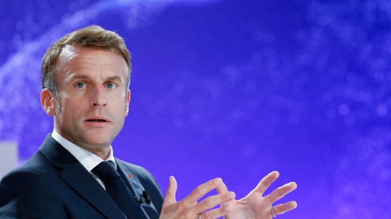 Le président français Emmanuel Macron s'exprime lors de l'événement « Berlin Global Dialogue 2024 » à l'École européenne de management et de technologie (ESMT) à Berlin, en Allemagne, le 2 octobre 2024. (Ludovic Marin/AFP/Getty Images)