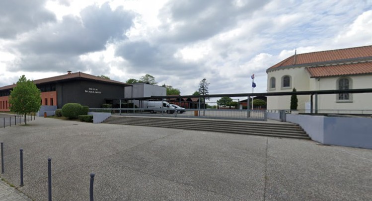 L’établissement catholique Saint-Jacques-de-Compostelle a annulé la participation de ses élèves à un spectacle de marionnettes queers à Dax (Landes), le 8 octobre 2024. (Capture d’écran Google Maps)