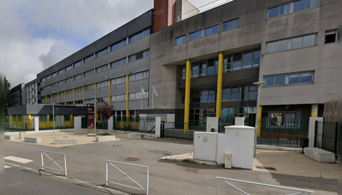 Le lycée Jean-Perrin, à Rezé (Loire-Atlantique). (Capture d’écran Google Maps)