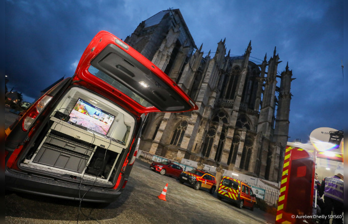 Oise : grâce aux ouvriers, un incendie évité de justesse dans les combles de la cathédrale de Beauvais