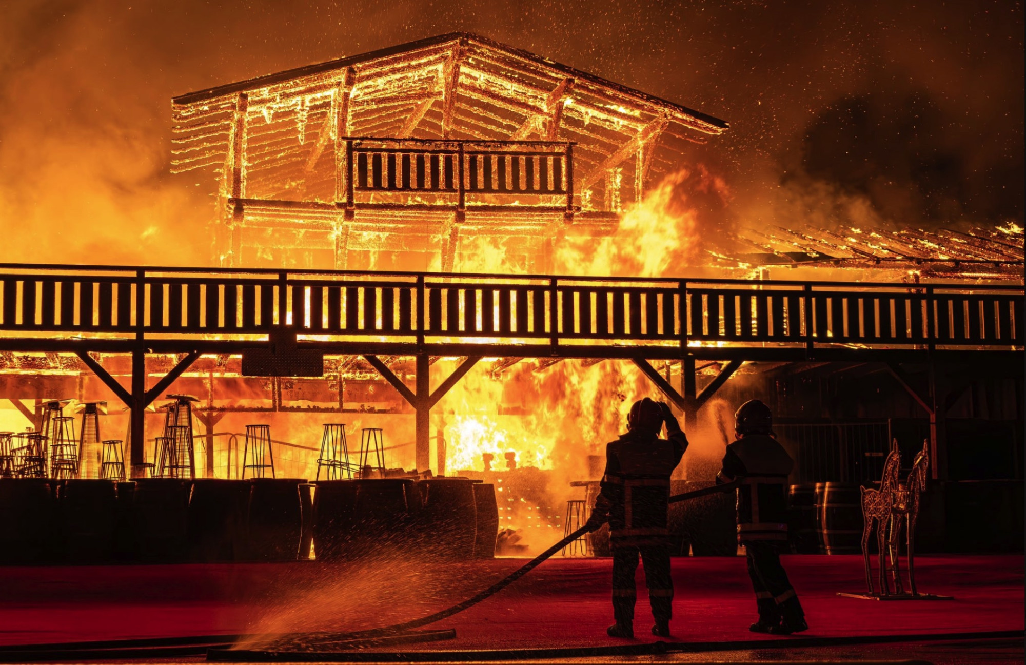 Le célèbre marché de Noël du Barcarès dans les Pyrénées-Orientales a été touché par un incendie