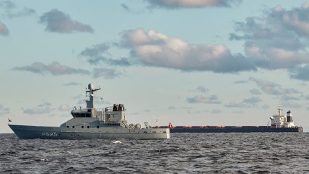 Pékin nie avoir eu connaissance de la surveillance de son navire suite à la coupure de câbles de données en mer Baltique