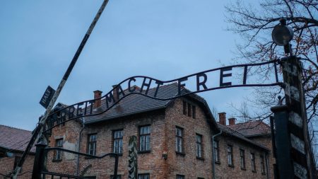 Le Mémorial de la Shoah met « la grande Histoire » à portée de clics avec un millier de témoignages vidéo