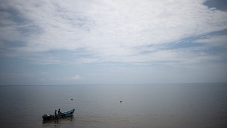 Comores : les passeurs ont délibérément coulé l’embarcation, un survivant témoigne