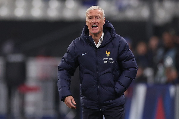 Didier Deschamps, sélectionneur de la France, réagit lors du match de football de l'UEFA Nations League A, groupe A2, entre la France et Israël au stade de France à Saint-Denis. (FRANCK FIFE/AFP via Getty Images)