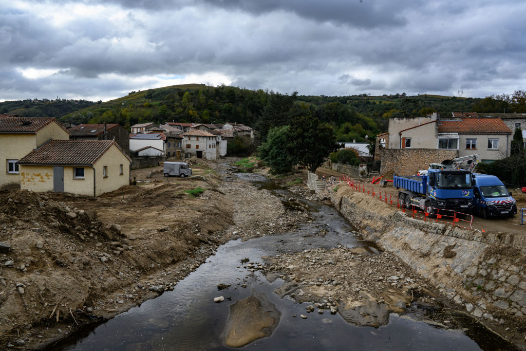 Intempéries dans le sud-est : 48 millions d'euros seront versés aux collectivités des quatre départements sinistrés