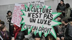 À Nantes, plus de 3000 manifestants ont protesté contre la baisse des subventions de la région à la culture