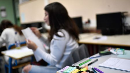 « Il y a une volonté d’entrisme » : l’ancien proviseur du lycée Maurice Ravel appelle le personnel éducatif à « ne pas fléchir »