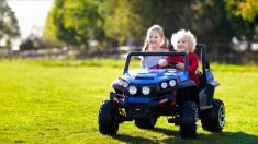 En raison de risques de brûlures, une voiture électrique pour enfants rappelée