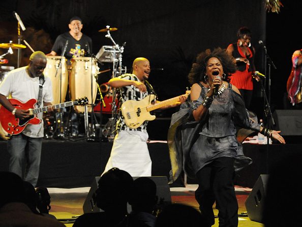 Le groupe antillais Kassav', lors d'un concert le 1er mai 2009 à Abidjan.   (SIA KAMBOU/AFP via Getty Images)