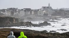 Loire-Atlantique : un passant se jette dans l’eau et sauve un quinquagénaire qui venait de chuter au Croisic