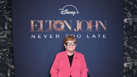 Légalisation du cannabis : Elton John estime que ce serait « l’une des plus grandes erreurs de tous les temps »