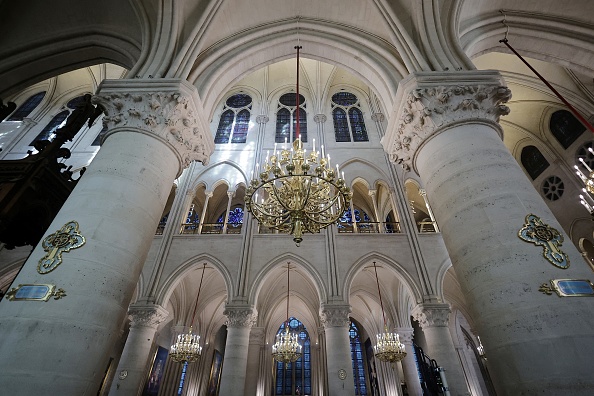 Cette photographie montre une vue générale de l'intérieur de la cathédrale Notre-Dame de Paris à Paris, le 29 novembre 2024. ( CHRISTOPHE PETIT TESSON/POOL/AFP via Getty Images)