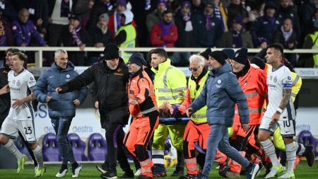 Victime de convulsions en plein match ce dimanche, le footballeur Edoardo Bove va mieux