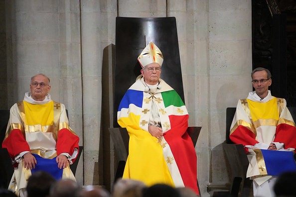 L'archevêque de Paris Laurent Ulrich, lors d'une cérémonie marquant la réouverture de la cathédrale Notre-Dame, le 7 décembre 2024.  (THIBAULT CAMUS/POOL/AFP via Getty Images)