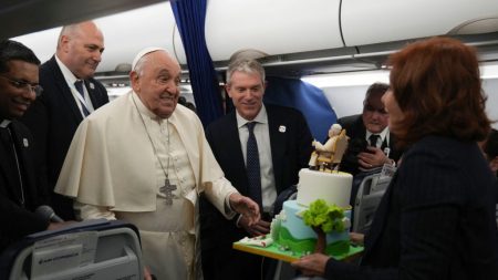 Anniversaire du pape François : le souverain pontife devient à 88 ans le deuxième pape le plus âgé de l’histoire