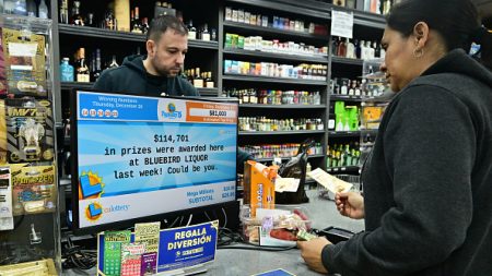 Un billet gagnant de 1,22 milliard de dollars au Mega Millions, le cinquième plus gros jackpot de l’histoire