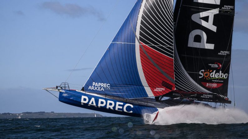 Yoann Richomme (Paprec Arkéa), toujours deuxième du Vendée Globe, revient petit à petit sur le leader Charlie Dalin (Macif Santé Prévoyance). (Photo : LOIC VENANCE/AFP via Getty Images)