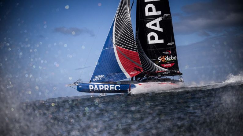 Charlie Dalin a repris quelques milles à Yoann Richomme, toujours en tête du Vendée Globe dimanche et qui s'approche de la sortie du Pacifique, au pointage de 19h00 (GMT+1). (Photo : LOIC VENANCE/AFP via Getty Images)