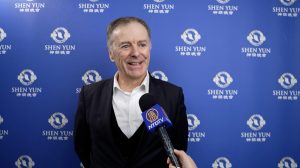 Shen Yun, c’est « tout l’esprit de la Chine », s’enthousiasme un professeur de philosophie