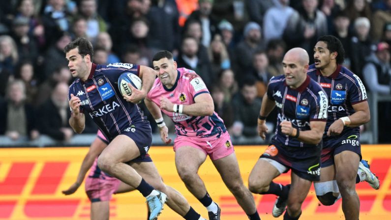 Bordeaux-Bègles a réalisé samedi un festival offensif à Exeter (69-17) et pris la tête de sa poule de Champions Cup, profitant du point de bonus laissé par Toulouse à Durban face aux Sharks. (Photo : JUSTIN TALLIS/AFP via Getty Images)