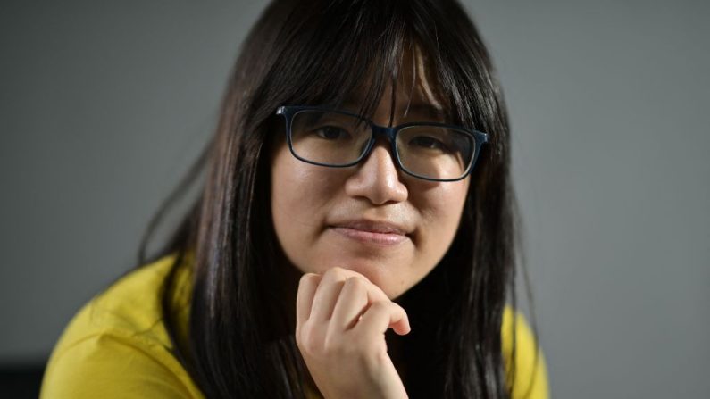 Chow Hang-tung, avocate et dirigeante de l'Alliance de Hong Kong pour le soutien des mouvements démocratiques patriotiques de Chine, à Hong Kong le 21 mars 2021. (PETER PARKS/AFP via Getty Images)