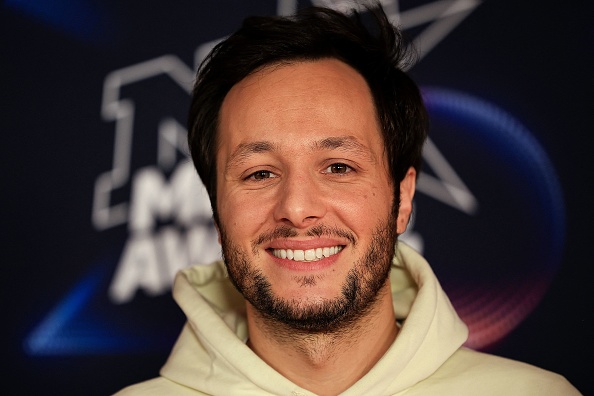 Le chanteur Vianney.  (Crédit photo : VALERY HACHE/AFP via Getty Images)