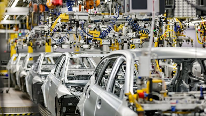 
L'usine automobile du groupe BMW à Munich, en Allemagne. (Leonhard Simon/Getty Images)