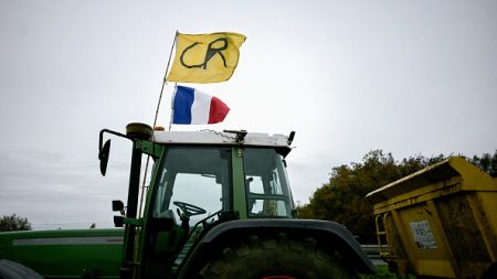 « On sera sur Paris dimanche soir » : la CR maintient ses « plans » malgré les interdictions de manifester au centre de Paris et à Rungis