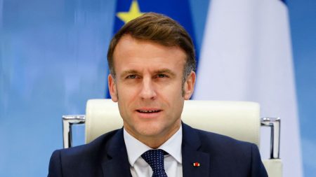 Emmanuel Macron et Jean-Noël Barrot fixent le cap de la politique étrangère de la France pour 2025