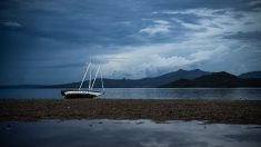 Mayotte en alerte rouge : l’archipel confiné ressent les premiers effets de la tempête tropicale Dikeledi