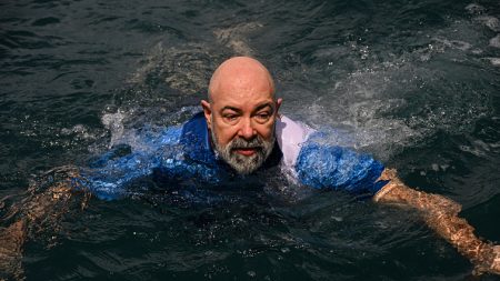 On peut « vivre sous l’eau ! » : Rüdiger Koch bat le record Guinness en restant immergé 120 jours dans une capsule