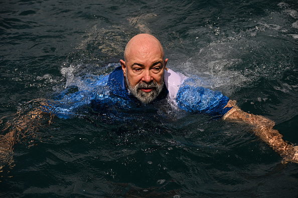 On peut "vivre sous l'eau !" : Rüdiger Koch bat le record Guinness en restant immergé 120 jours dans une capsule