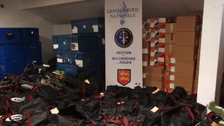 « Conteneur clone » : deux tonnes de cocaïne saisies au port du Havre