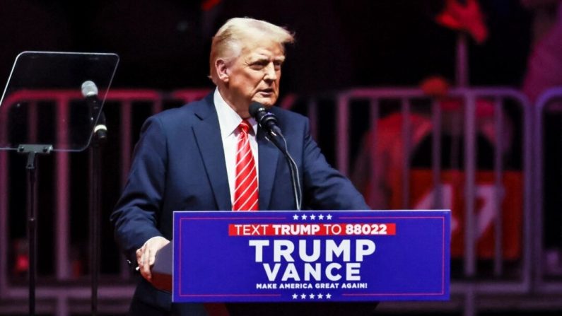 Le président élu Donald Trump prend la parole lors du rassemblement de la victoire "Make America Great Again" dans la Capital One Arena, un jour avant son investiture à Washington, le 19 janvier 2025. (John Fredricks/Epoch Times)