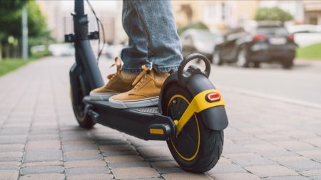 Seine-et-Marne : un corps retrouvé sur la chaussée à côté d’une trottinette électrique à Dammarie-lès-Lys