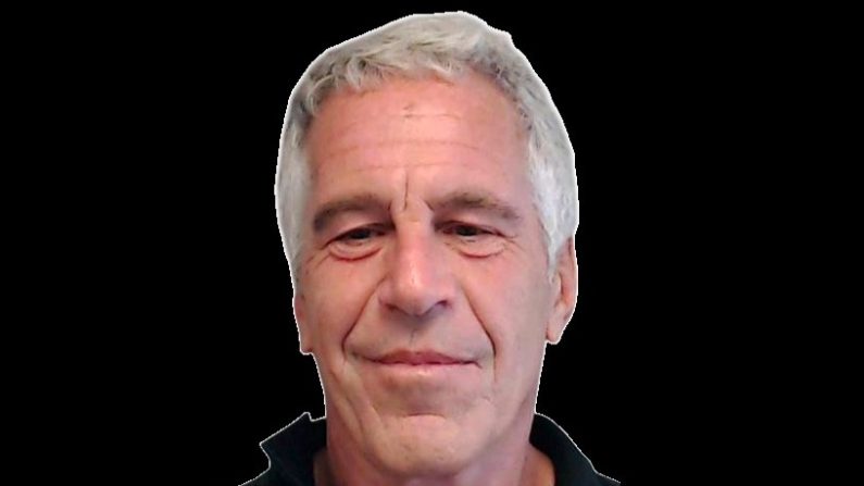 Sur cette photo fournie par le Département chargé de l'application de la loi en Floride, Jeffrey Epstein pose pour une photo de délinquant sexuel après avoir été accusé d'avoir recruté une mineure à des fins de prostitution, le 25 juillet 2013 en Floride. (Florida Department of Law Enforcement via Getty Images)