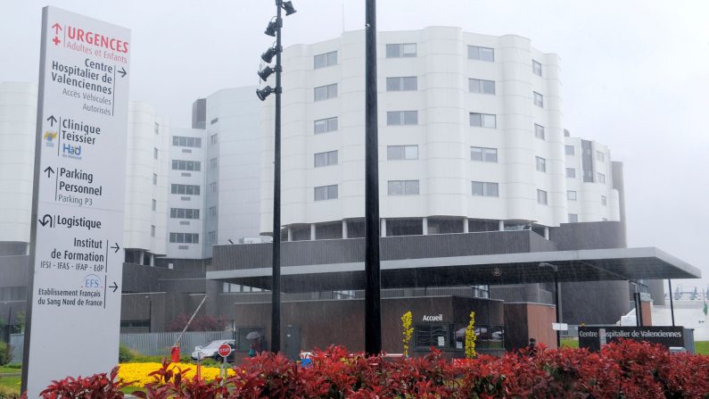 L'hôpital Jean-Bernard de Valenciennes (Nord).  (Crédit photo FRANCOIS LO PRESTI/AFP via Getty Images)