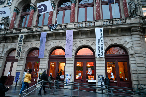 Le bâtiment d'entrée du centre culturel fermé de la Gaîté Lyrique lors de son occupation par de jeunes migrants, à Paris le 2 janvier 2025. (Photo MAGALI COHEN/Hans Lucas/AFP via Getty Images)