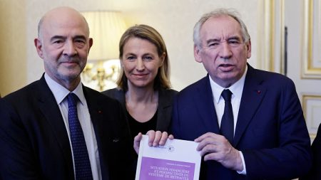 Retraites : un déficit 30 milliards en 2045 malgré « un effet positif » de la réforme de 2023, pointe la Cour des comptes