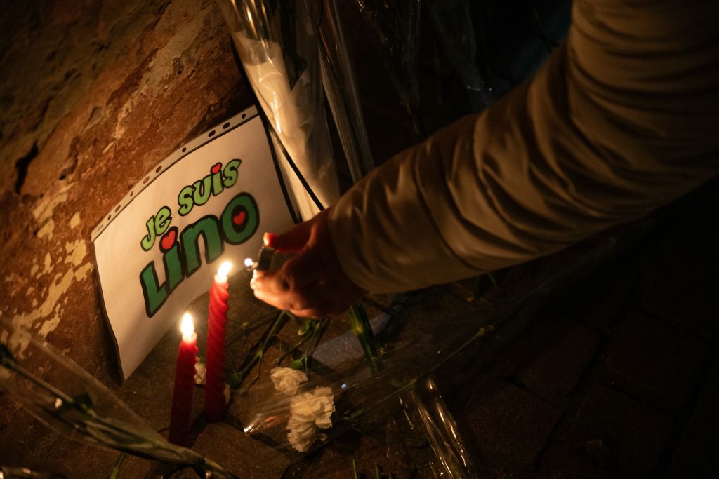 "Expulsez les OQTF, bande de lâches !" : deux hommes ont été interpellés lors de l'hommage à la victime de l'attentat de Mulhouse