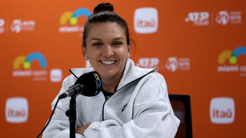 La Roumaine Simona Halep, ancienne n°1 mondiale et gagnante de Roland-Garros et Wimbledon, a annoncé mardi sa retraite lors du tournoi de Cluj-Napoca disputé dans son pays. (Photo : Megan Briggs/Getty Images)