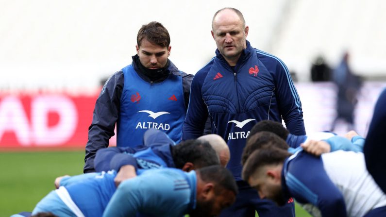 L'incroyable succès du XV de France à Twickenham contre l'Angleterre en 2023 ne doit pas servir de référentiel aux Bleus, a prévenu l'entraîneur William Servat, estimant que ce match remontait à "une éternité".  (Photo : FRANCK FIFE/AFP via Getty Images)