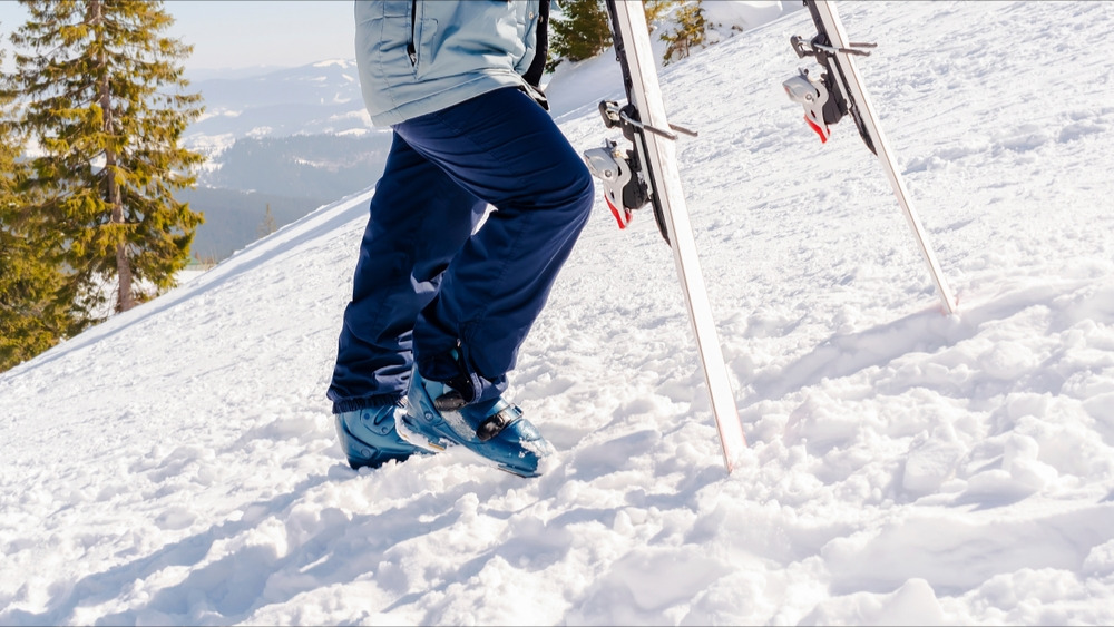 Savoie : la jambe cassée, le skieur utilise sa montre connectée et appelle les secours... américains