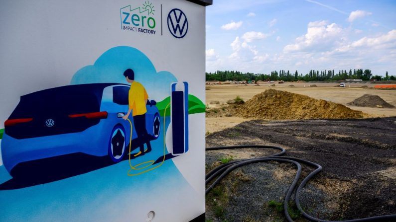 Le site de la future usine de cellules de batterie de Volkswagen « SalzGiga », dans le cadre d'une coentreprise à 50/50 avec le producteur suédois de batteries Northvolt , le 18 mai 2022. (JOHN MACDOUGALL/AFP via Getty Images)