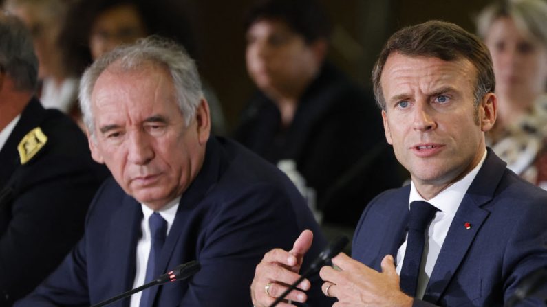 Le président Emmanuel Macron et le Premier ministre François Bayrou (LUDOVIC MARIN/POOL/AFP via Getty Images)